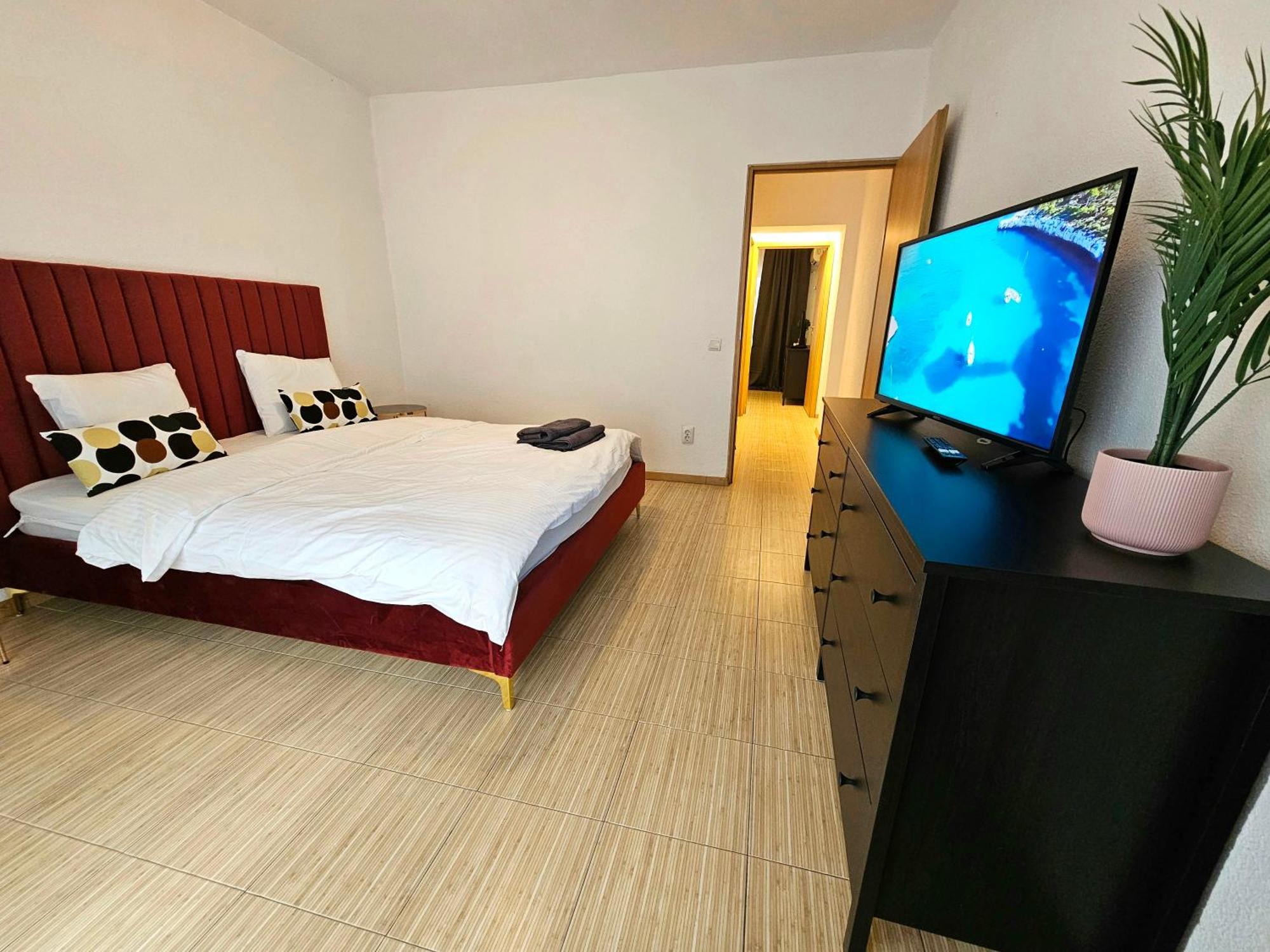 Color Apartments Corneliu Coposu No3 Bukarest Exteriör bild
