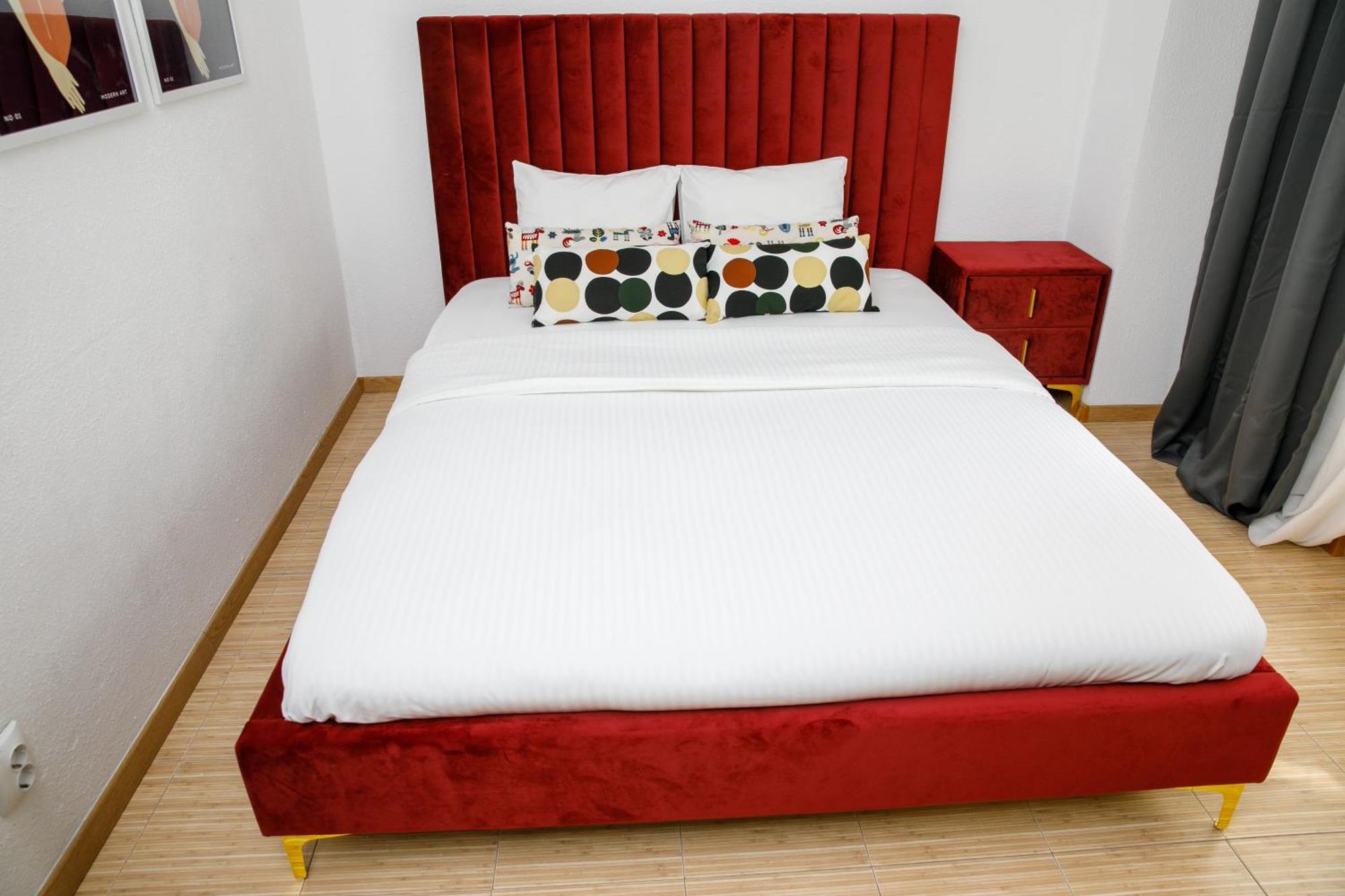 Color Apartments Corneliu Coposu No3 Bukarest Exteriör bild