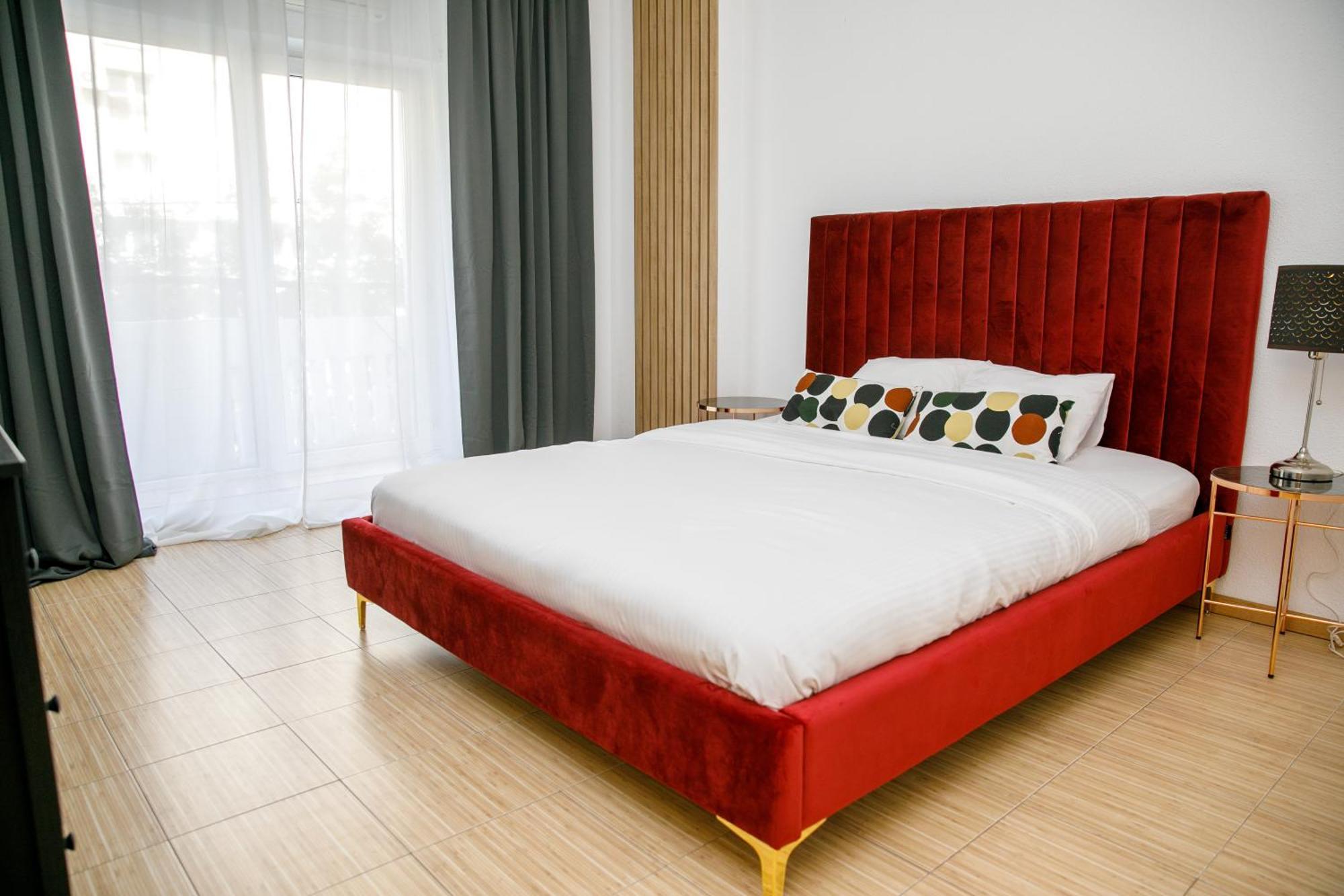 Color Apartments Corneliu Coposu No3 Bukarest Exteriör bild