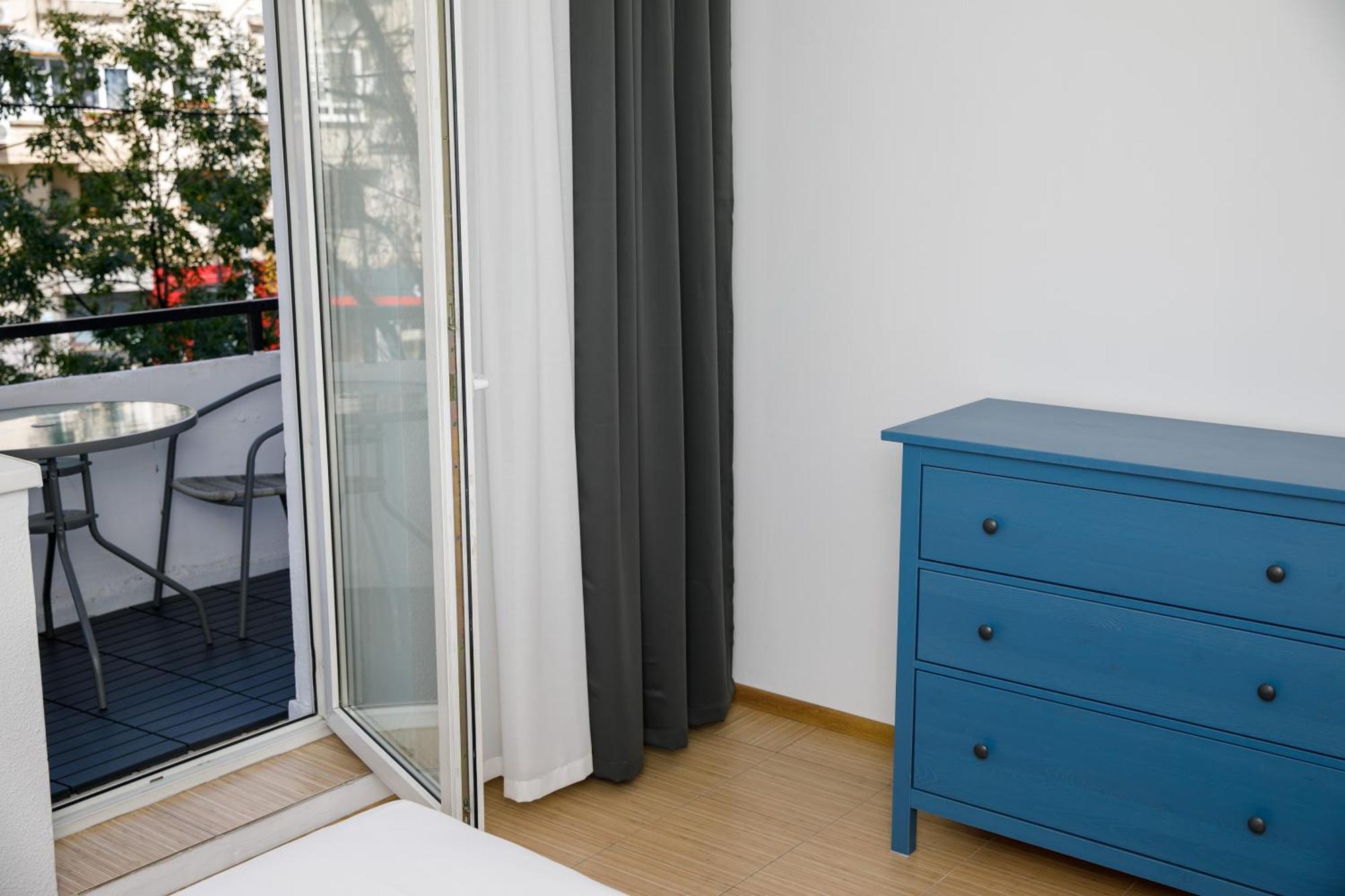 Color Apartments Corneliu Coposu No3 Bukarest Exteriör bild