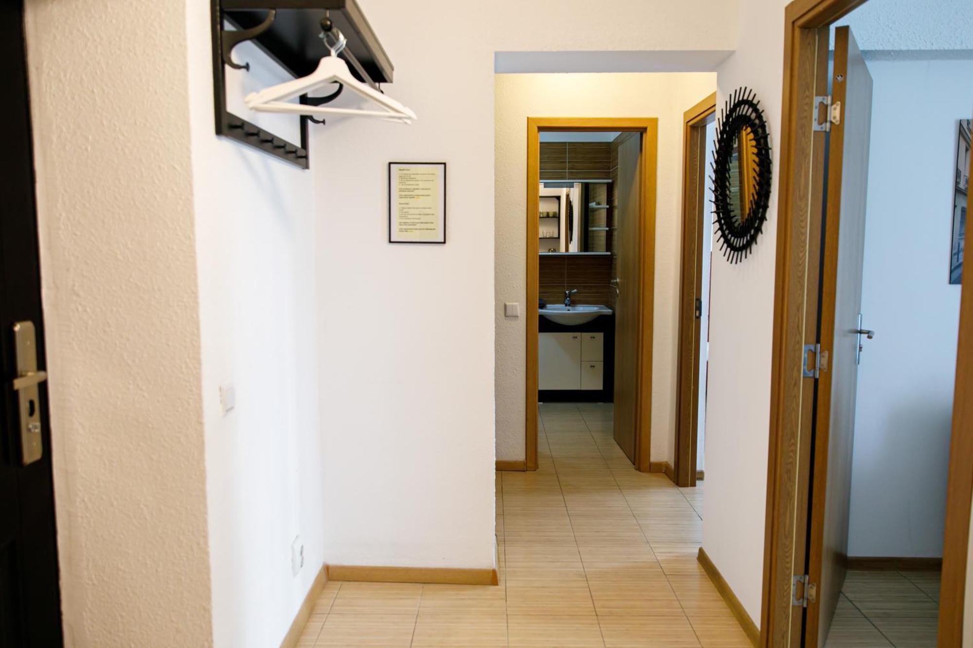Color Apartments Corneliu Coposu No3 Bukarest Exteriör bild