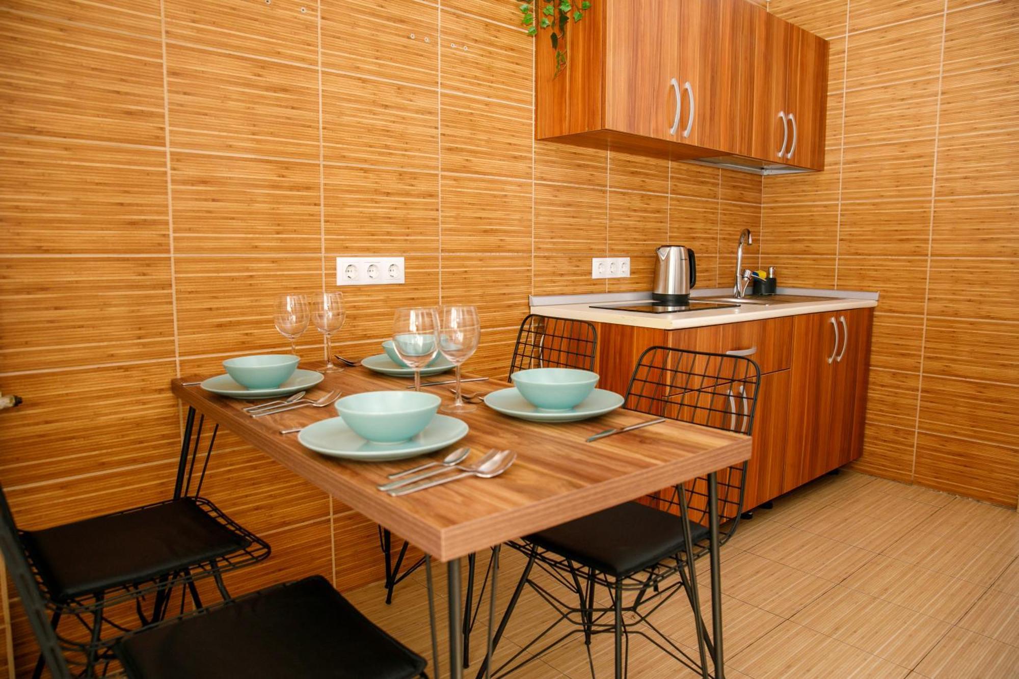Color Apartments Corneliu Coposu No3 Bukarest Exteriör bild